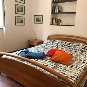 https://apt-charming-in.hotelitalianriviera.com