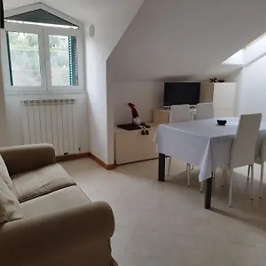 https://casa-stella-sestri-levante.hotelitalianriviera.com